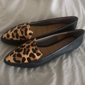 Leopard flats
